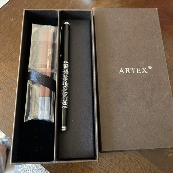 ARTEX extreme half-section neutral ballpoint pen summer hibiscus W/box & Refills - Picture 1 of 5